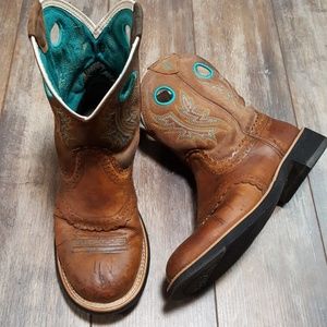ARIAT FATBABY BOOTS SIZE 8.5B